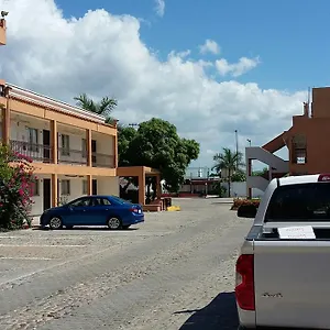 El Descanso Hotel Mazatlán